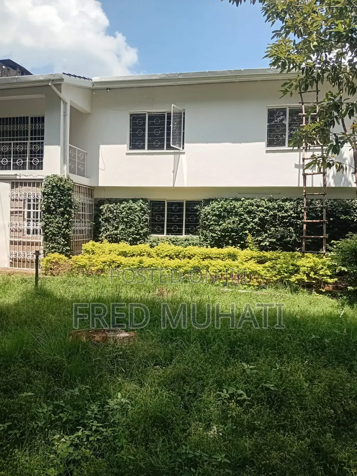 Commercial 5bedroom Stand Alone House to Let