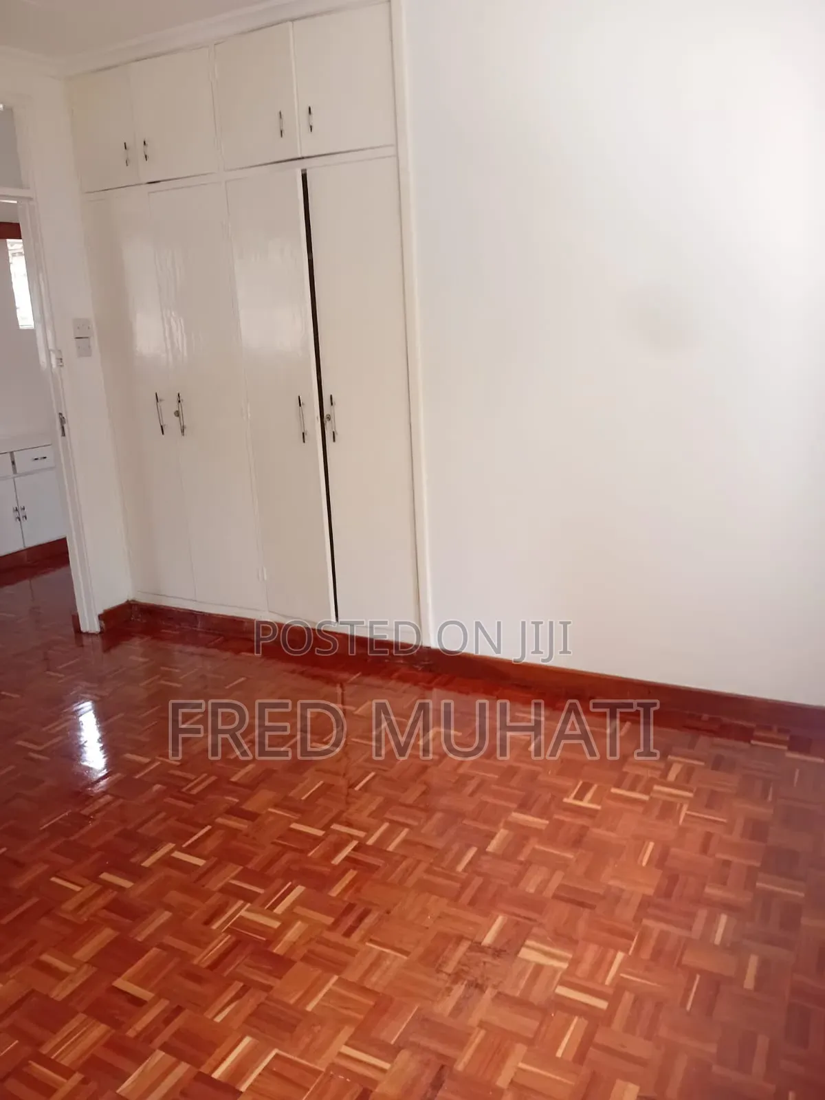 Commercial 5bedroom Stand Alone House to Let
