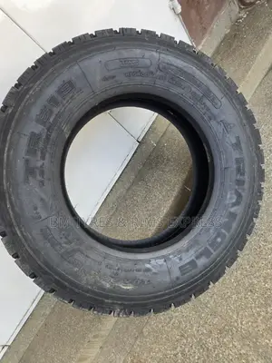 10 R22.5 Triangle Tyres (Diff)
