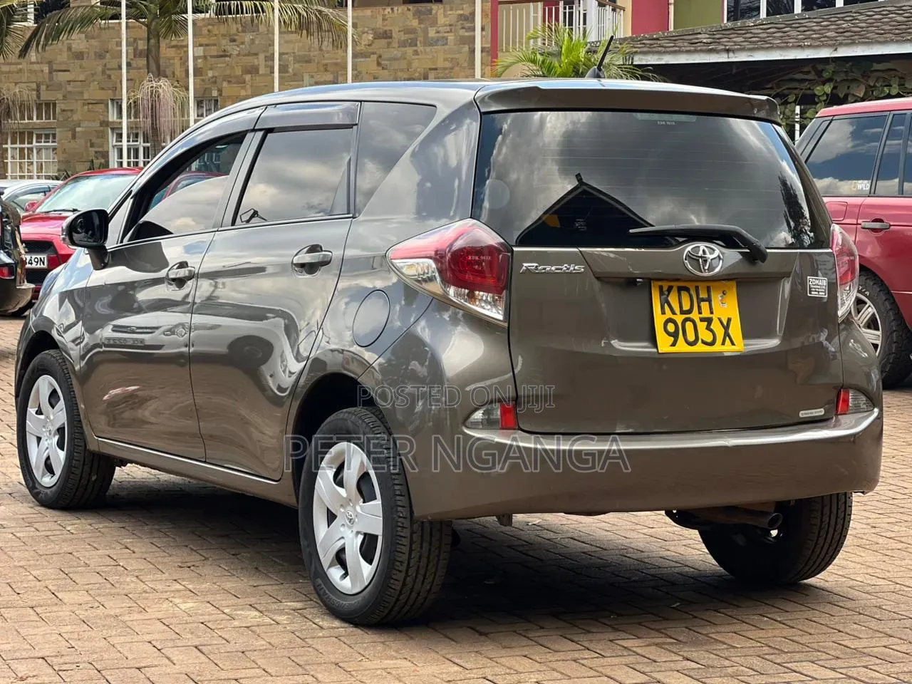 Toyota Ractis 1.5 FWD 2016 Gray