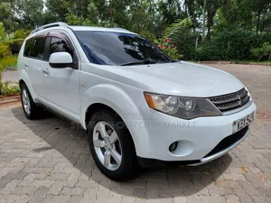 Mitsubishi Outlander 2006 White