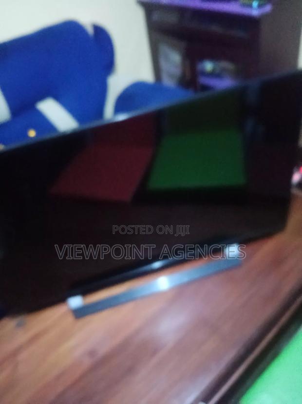 Sony Bravia Tv - thumbnail 2