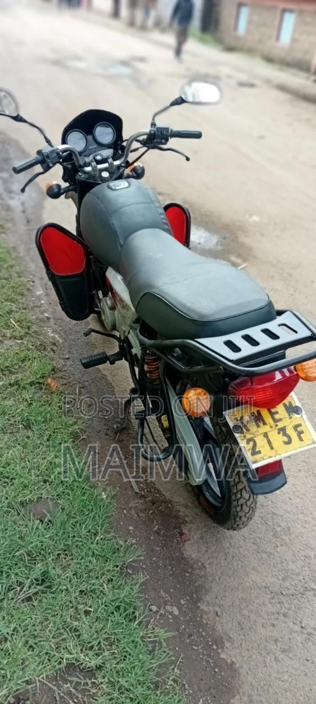 Bajaj Boxer 2019 Red - thumbnail 2