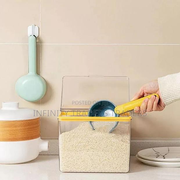 Scooping Spoons With Sealing Clip - main view