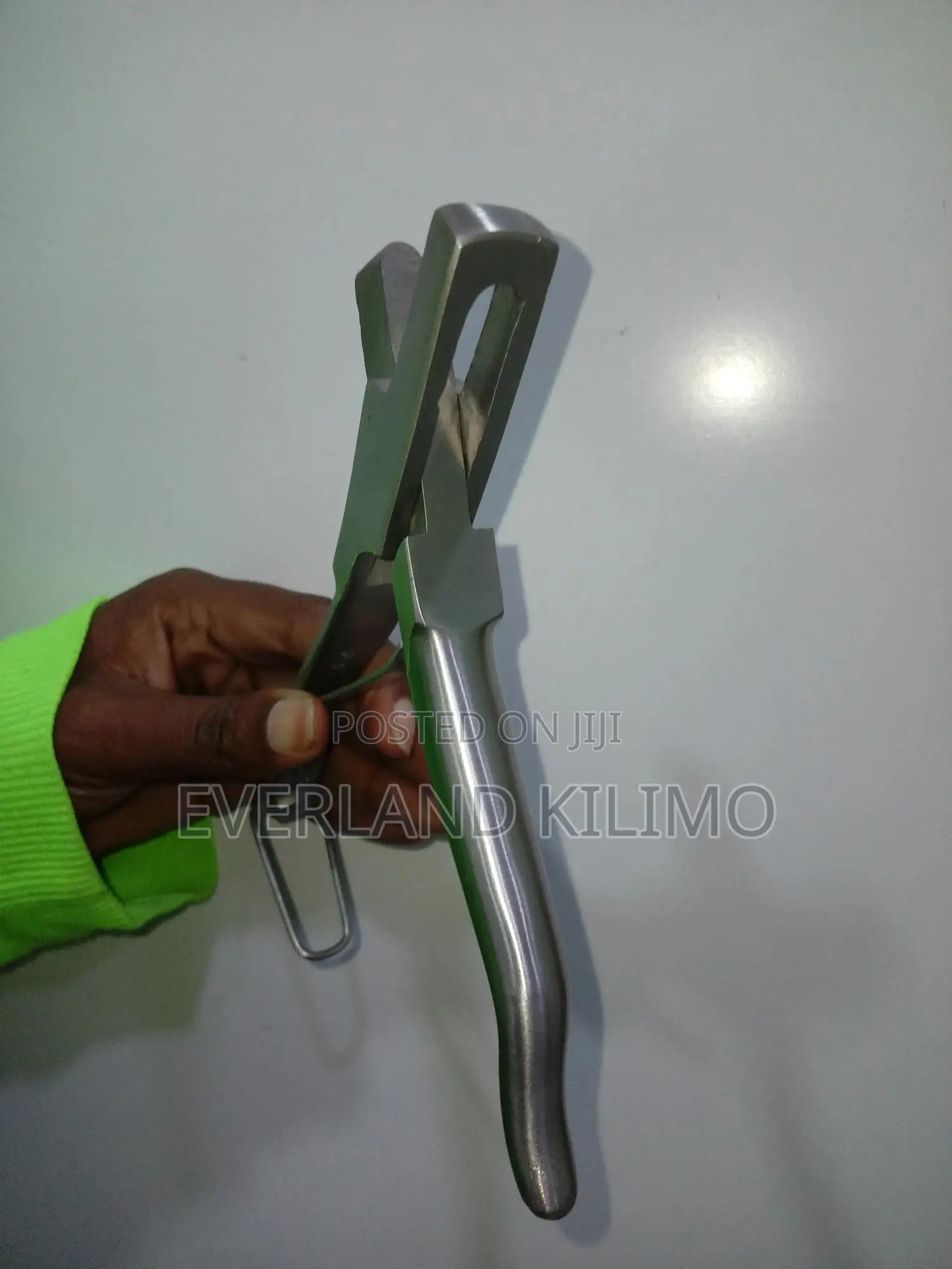 Pig Ear Notcher Pliers