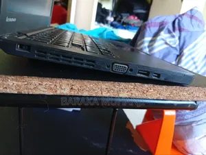 Laptop Lenovo ThinkPad X250 8GB Intel Core i5 HDD+SSD 500GB