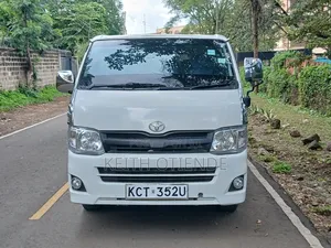 Toyota HiAce 2012 White