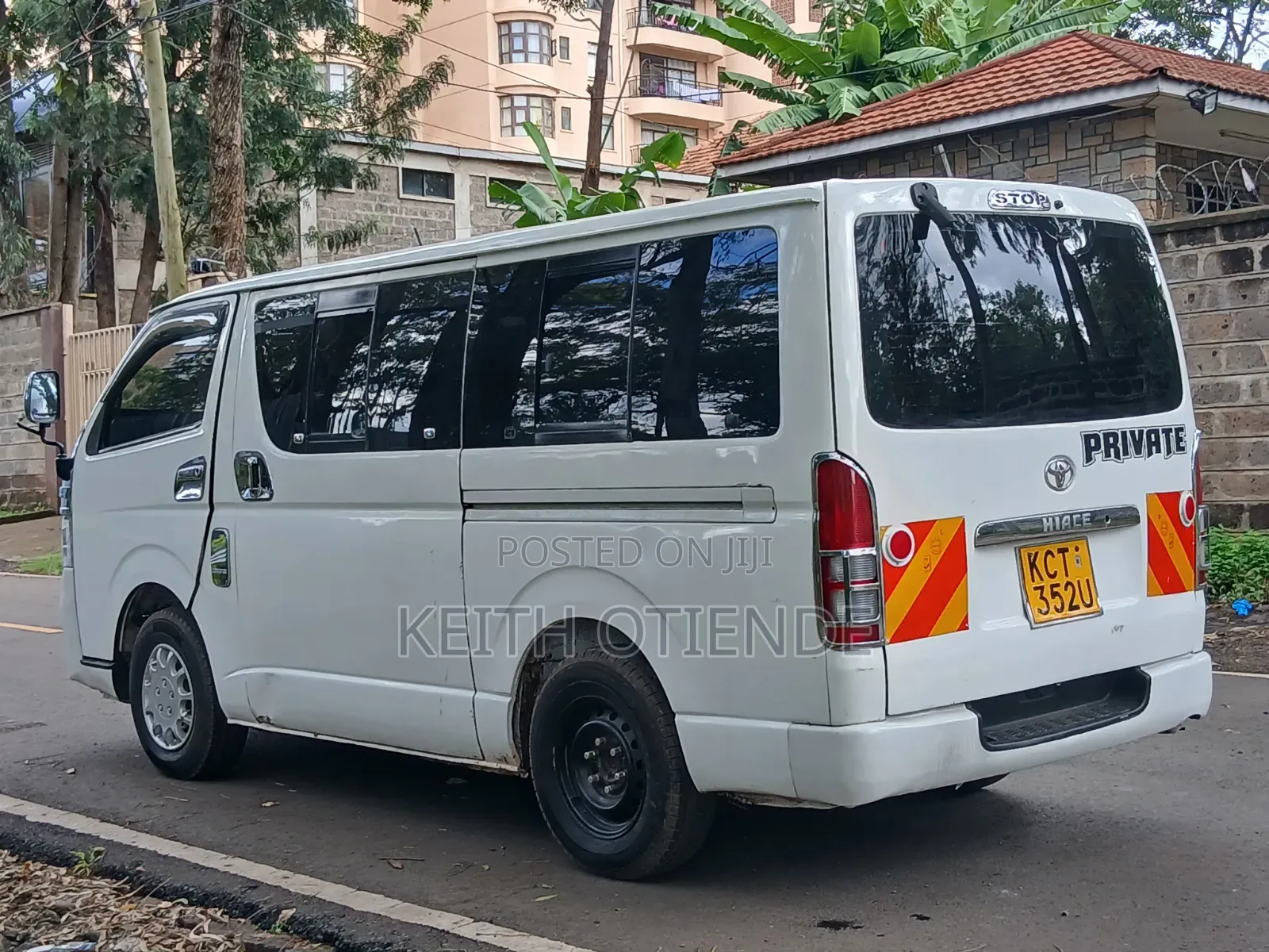 Toyota HiAce 2012 White
