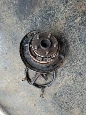 Rear Knuckle and Hub Caldina/Wish 4wd