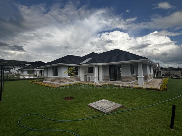 4bdrm Bungalow in Lukenya Plains, Athi River for rent