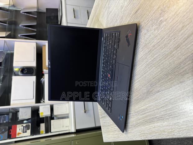 Laptop Lenovo ThinkPad X1 Carbon 16GB Intel Core i7 SSD 1T - thumbnail 2