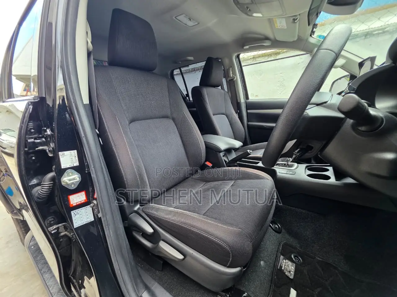 Toyota Hilux Revo Double Cab Deisel 2.4 AWD 2021 Black