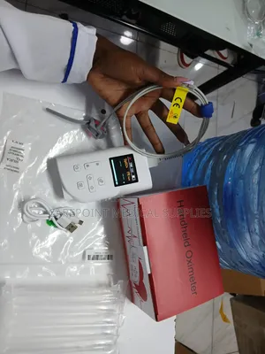 Neonates Hand Held Pulse Oximeter