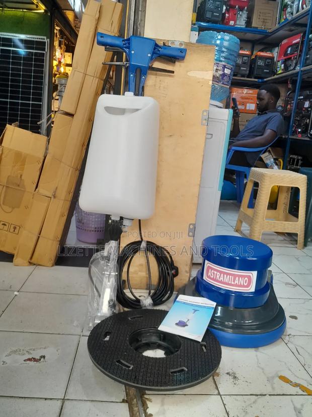 Astramilano Floor Scrubber - thumbnail 2