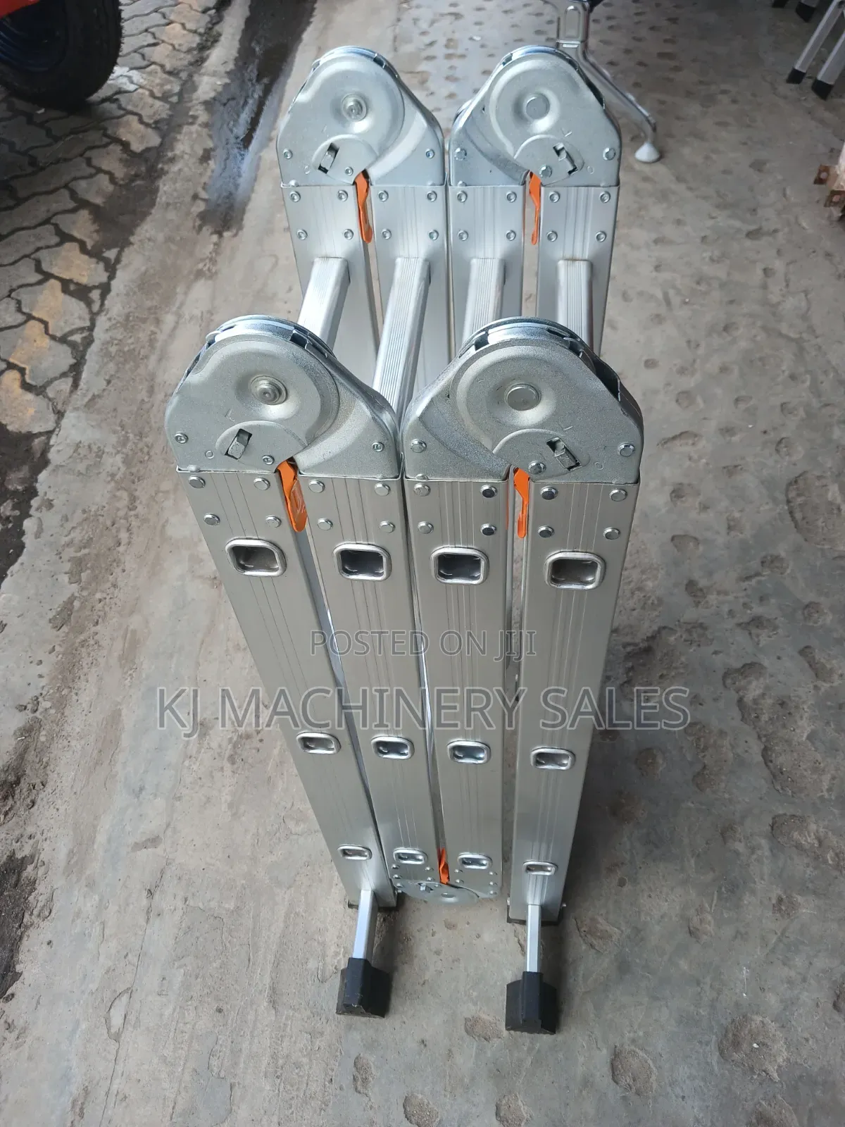 Foldable Alluminium Ladder