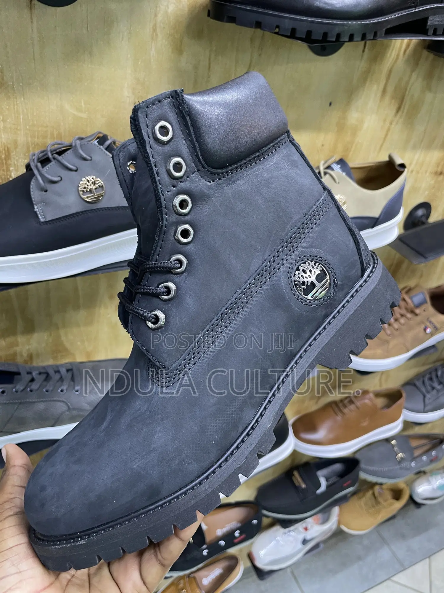 Classic 6 Inch Timberland Boots ( O.G )