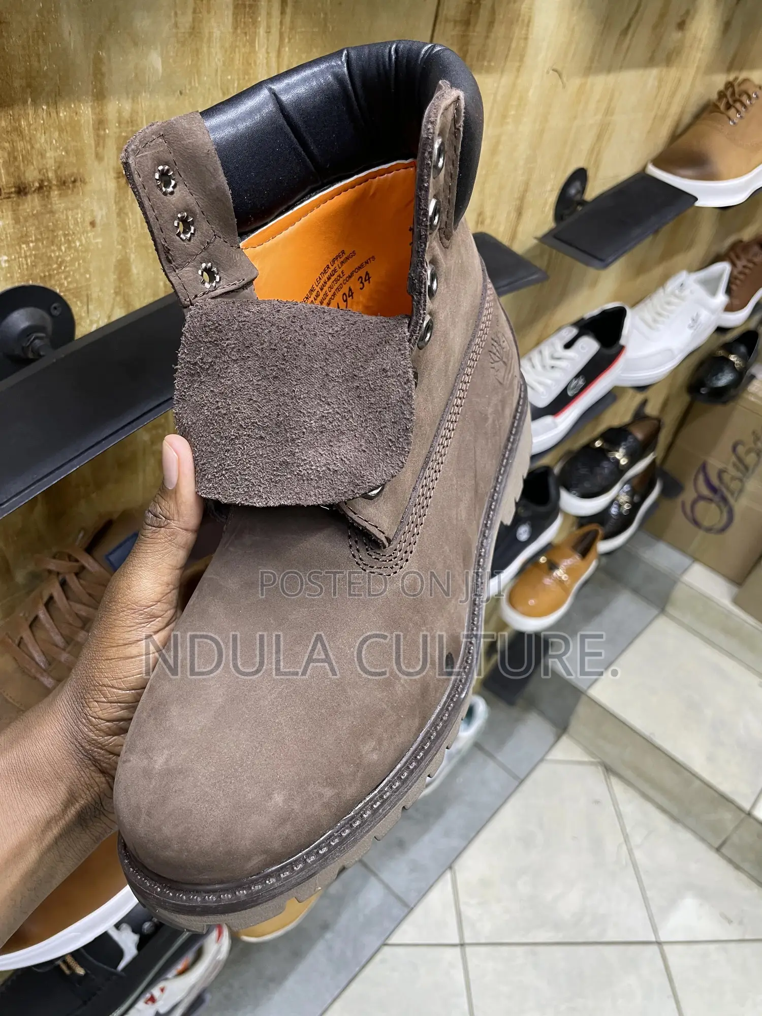 Classic 6 Inch Timberland Boots ( O.G )