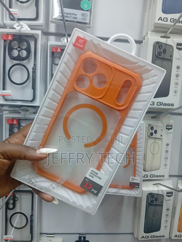 iPhone 17 Pro Max Magnetic Back and Protective Lens Frame Case - thumbnail 2