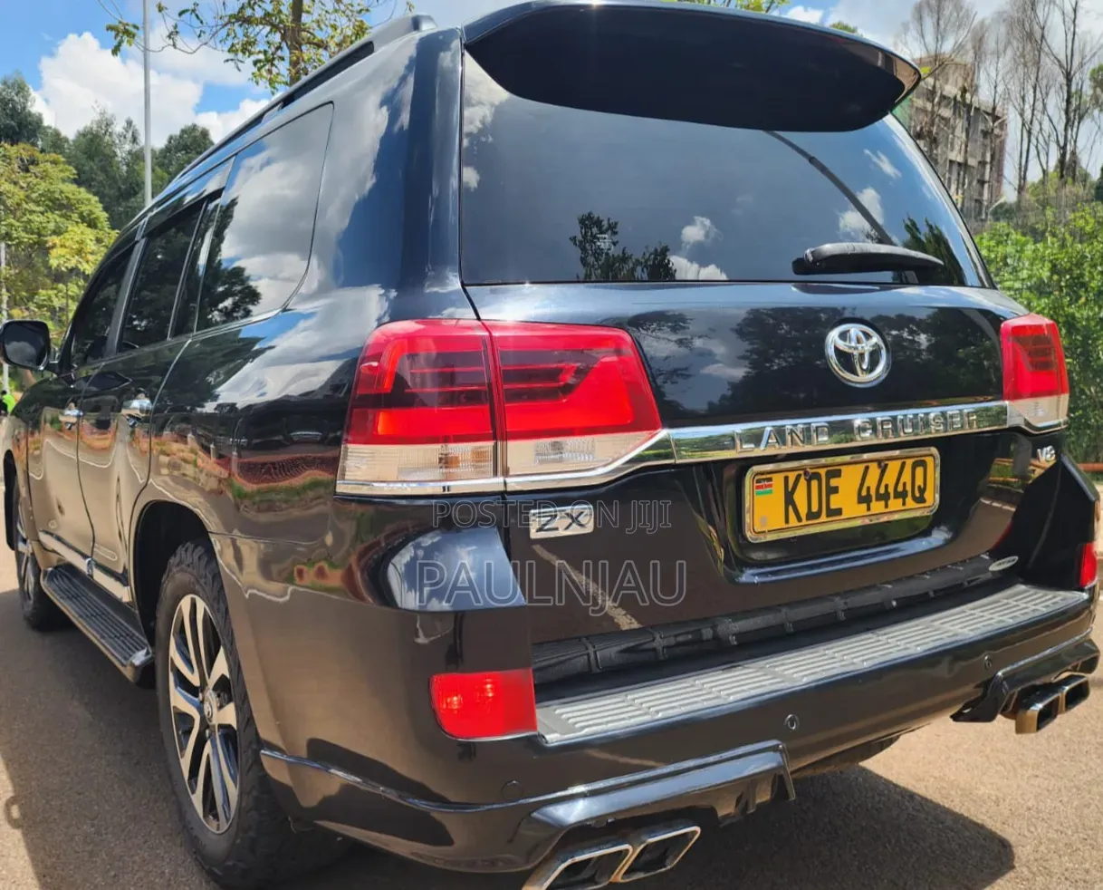 Toyota Land Cruiser Prado 2016