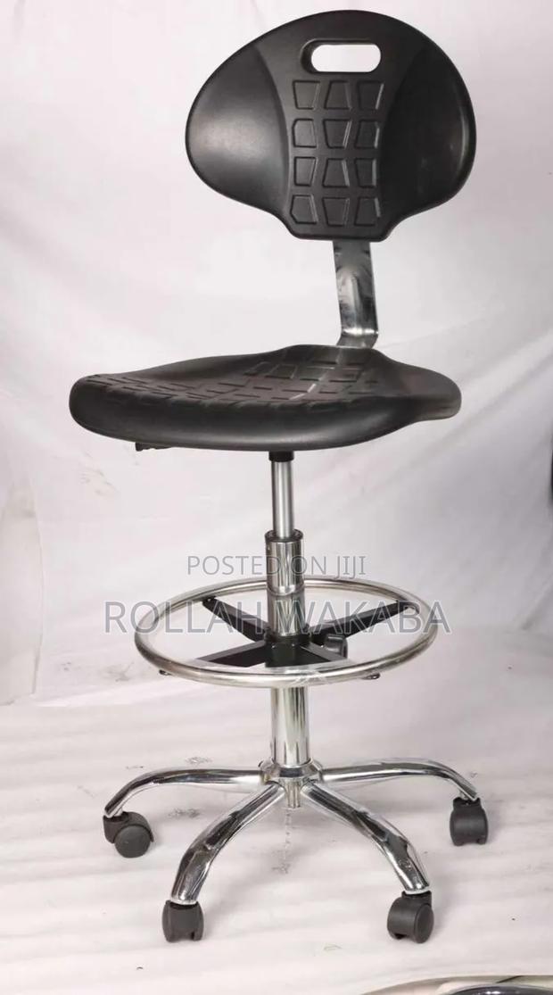 Laboratory Stool - main view