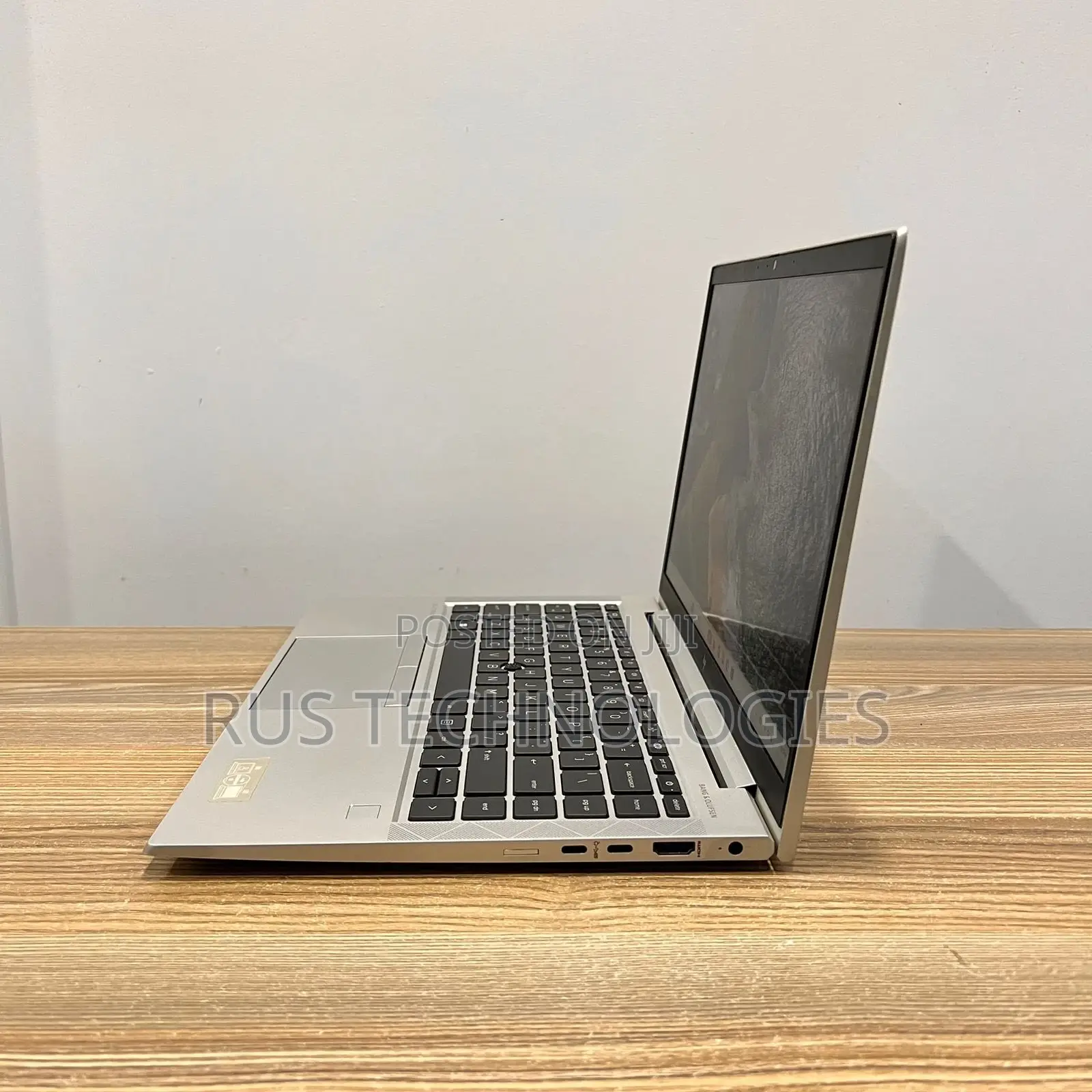 Laptop HP EliteBook 845 G8 8GB AMD Ryzen 5 SSD 256GB