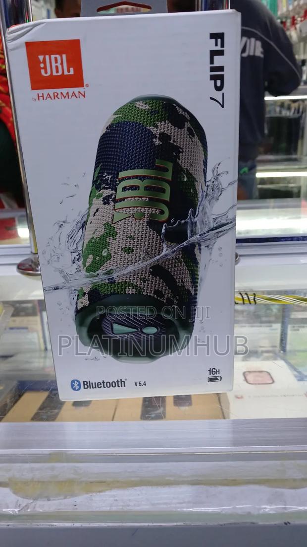JBL Flip 7 Green Camouflage Colour