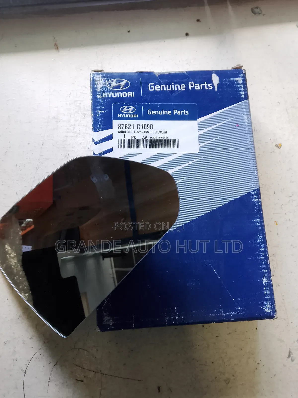 Mirror Lens Right Side Hyundai Sonata 2015 (Genuine Brand)