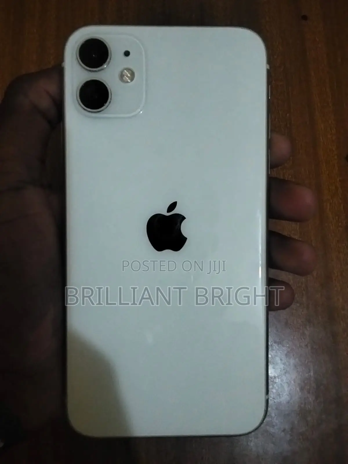 Apple iPhone 11 64 GB White