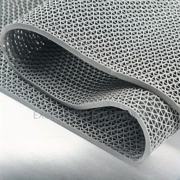 Anti Slip S Mat for Poolside and Outdoor Floor Use