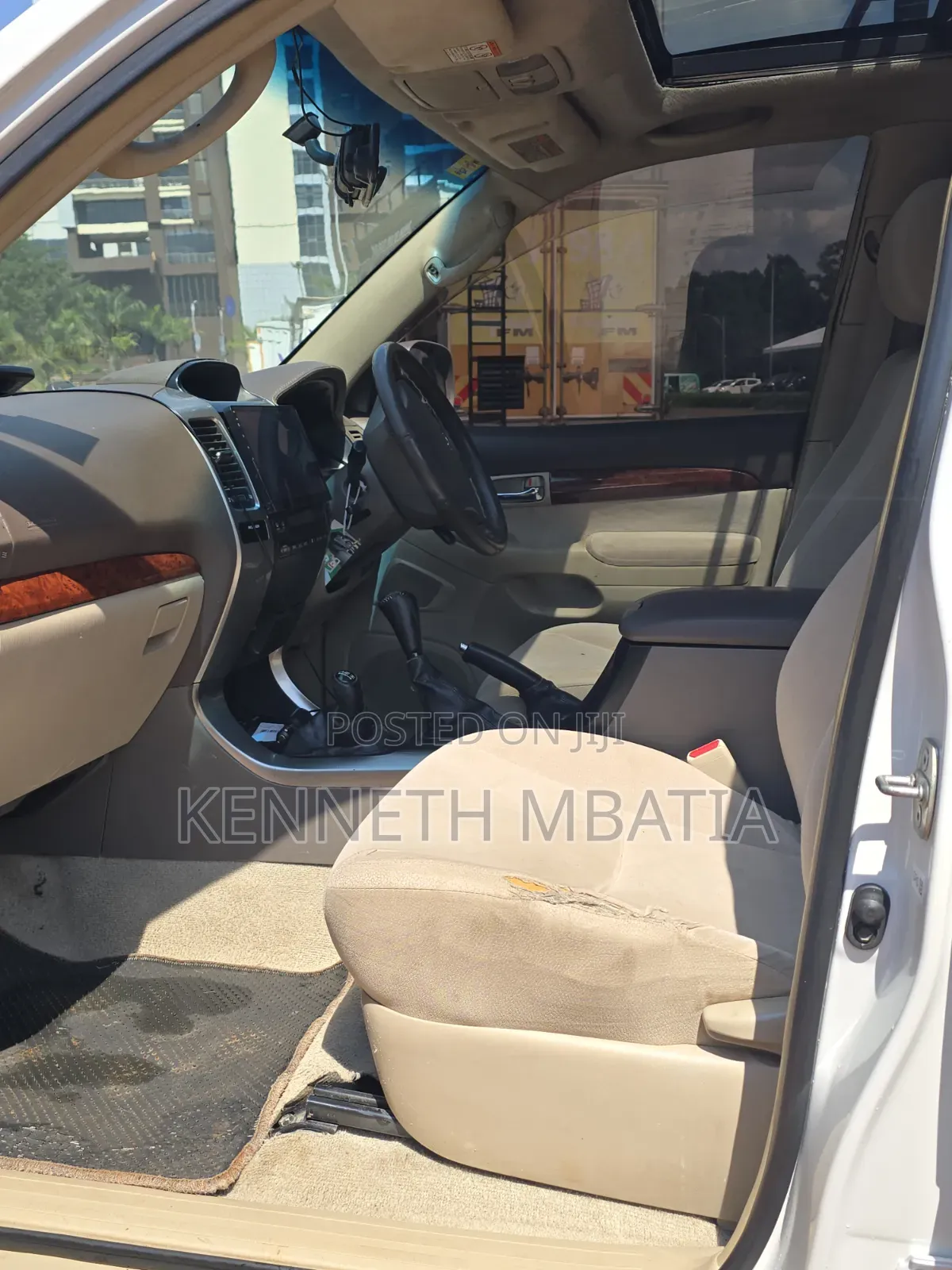 Toyota Land Cruiser Prado 2004 White
