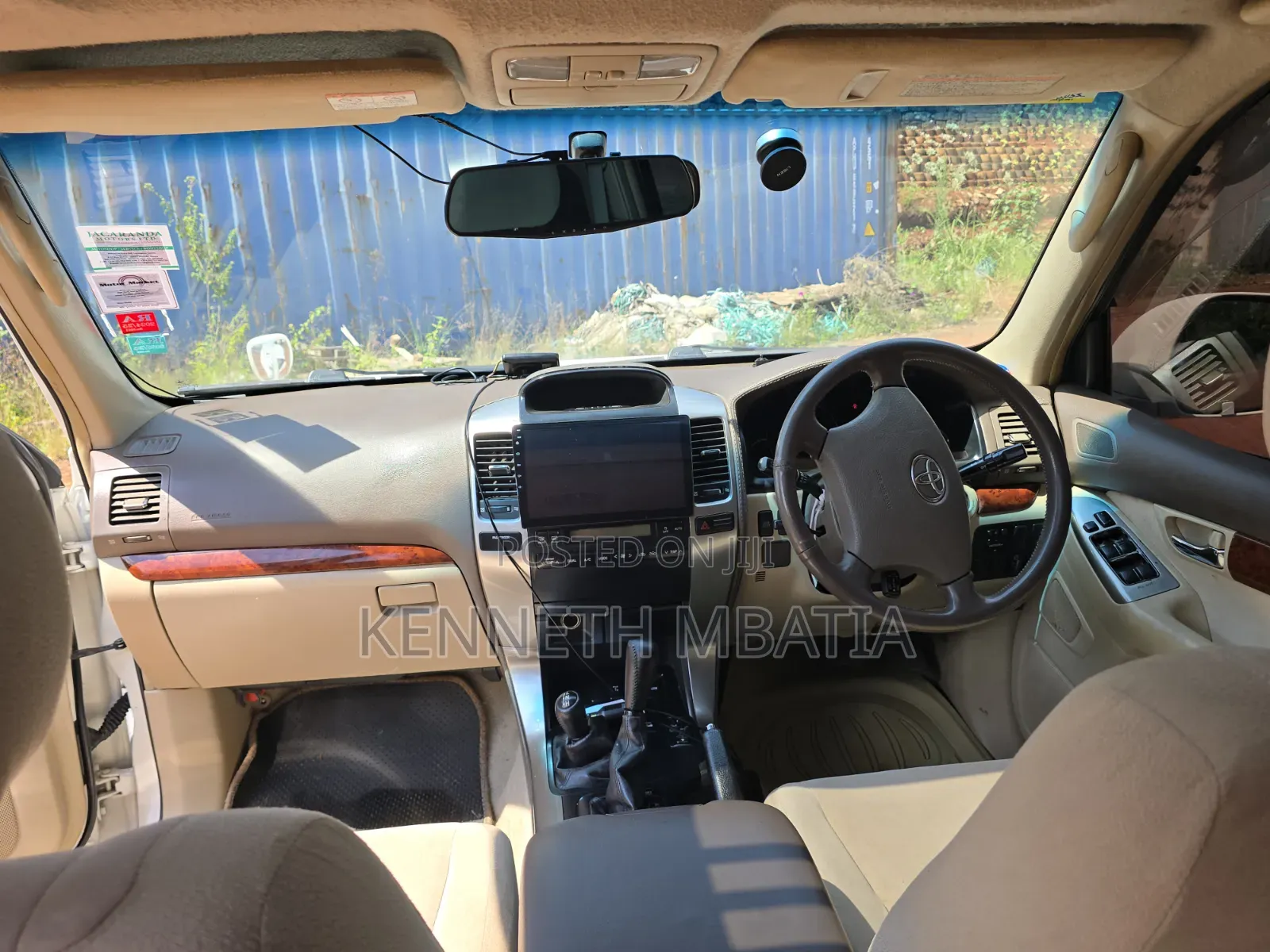 Toyota Land Cruiser Prado 2004 White