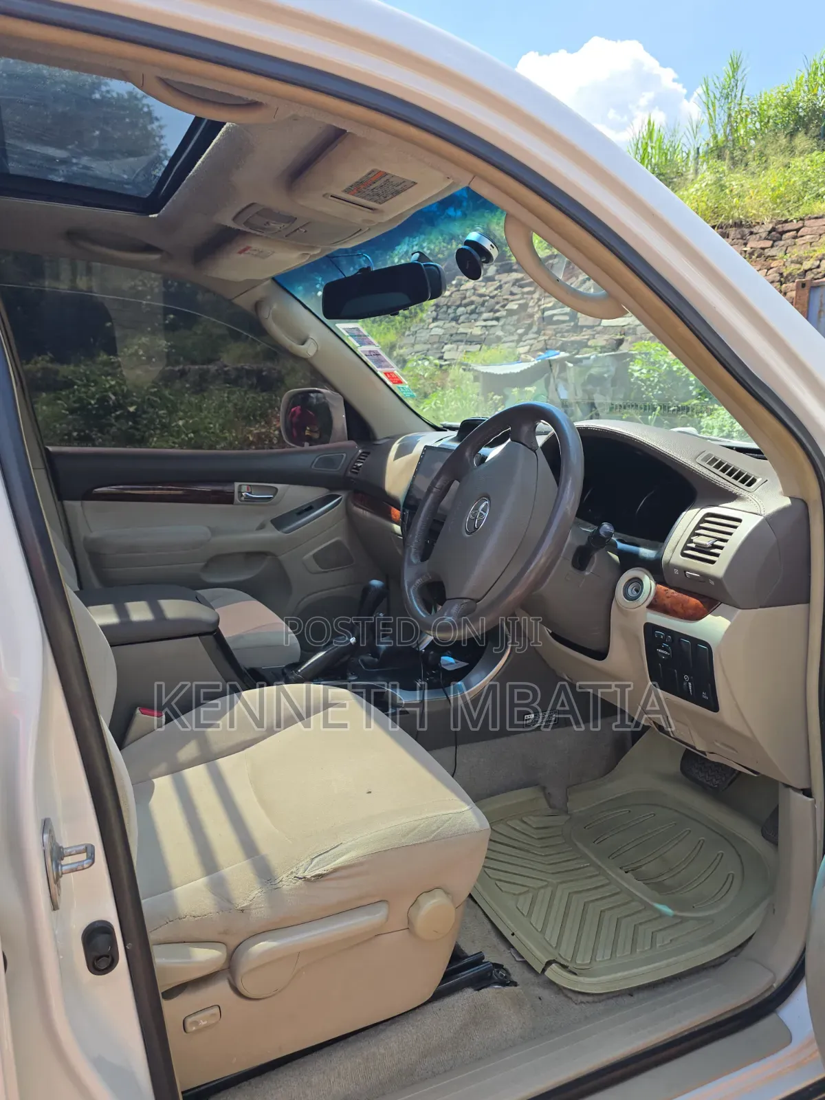 Toyota Land Cruiser Prado 2004 White