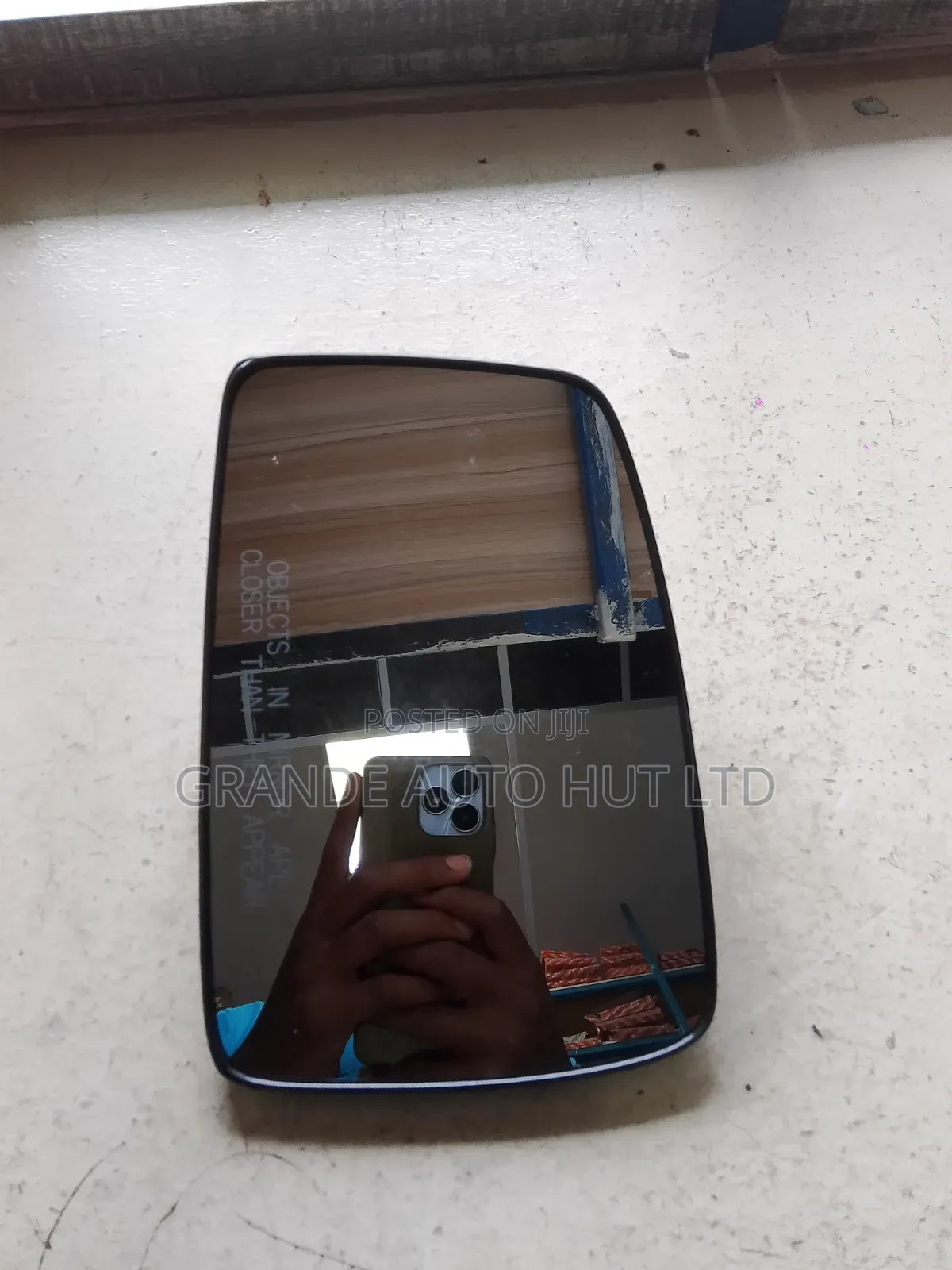 Side Mirror Lens Left Side Kia Sportage 2007 (Genuine)