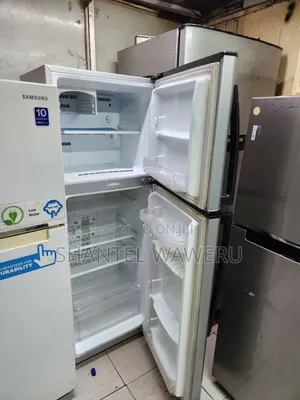Silver Samsung Rerefrigerator 280litres