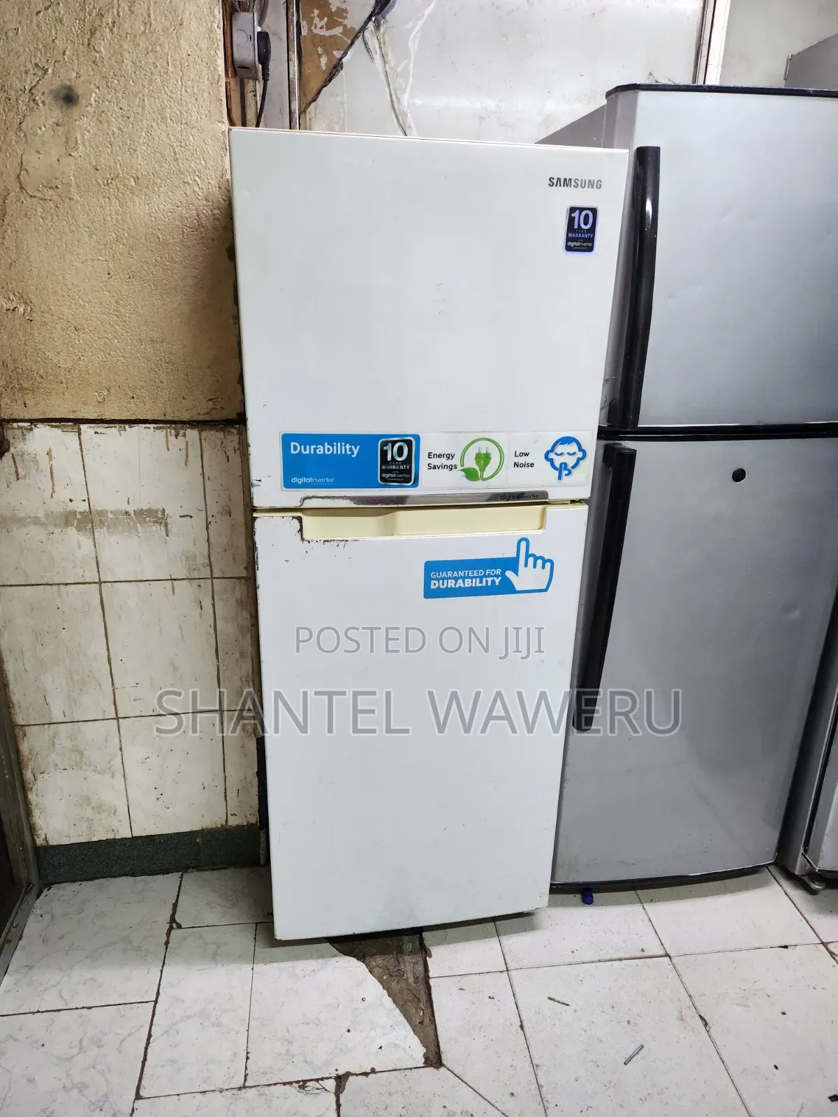 White Samsung Digital Inverter 300litres