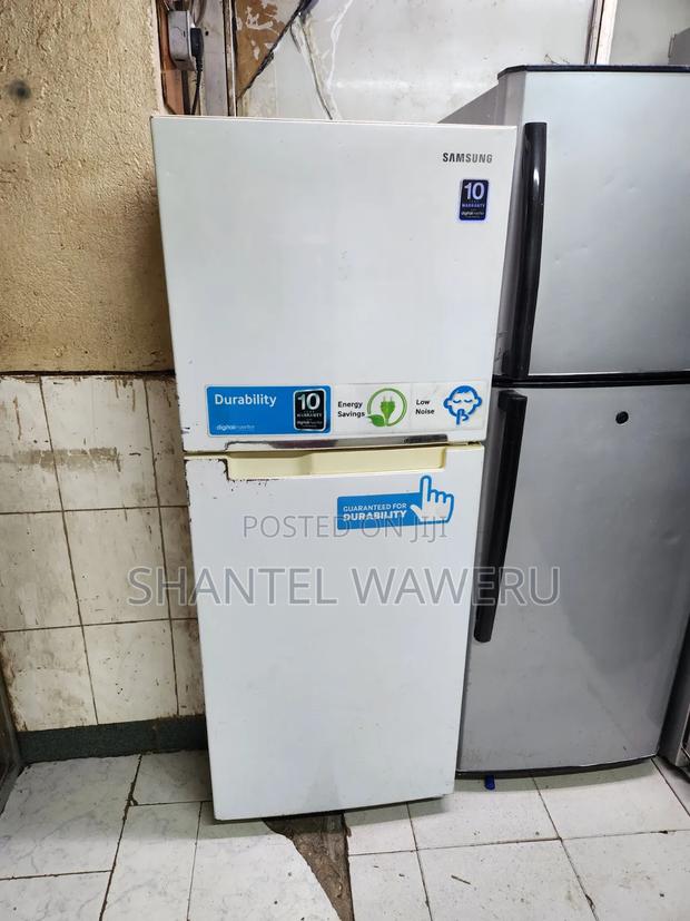 White Samsung Digital Inverter 300litres - thumbnail 3