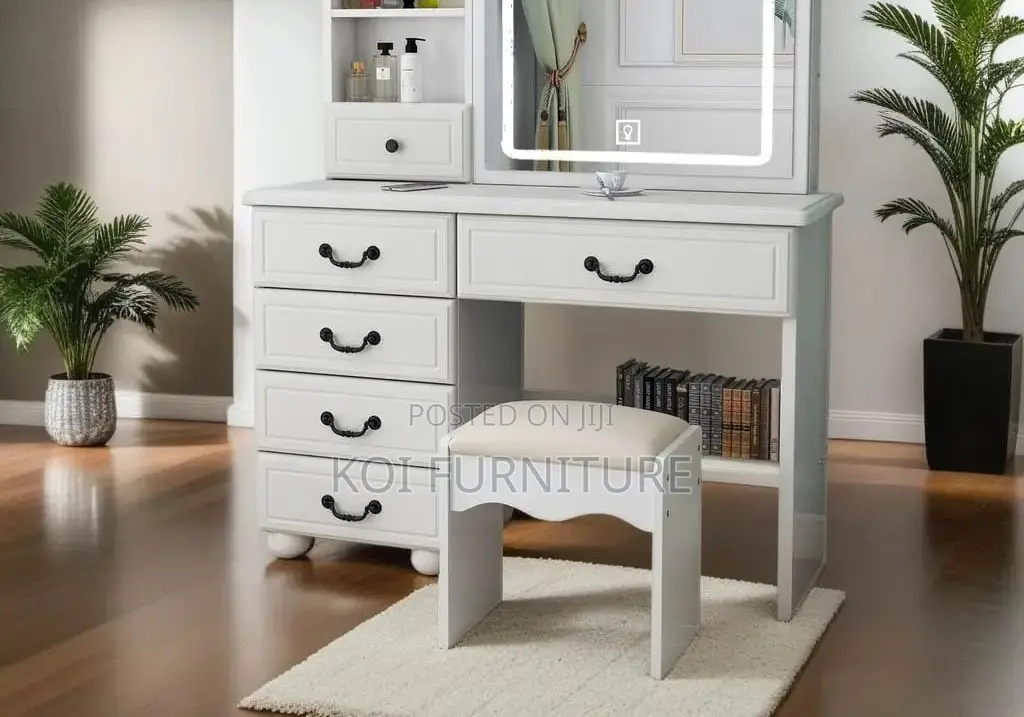 Dressers; Teens White Vanity Dressing Table With Led Lights