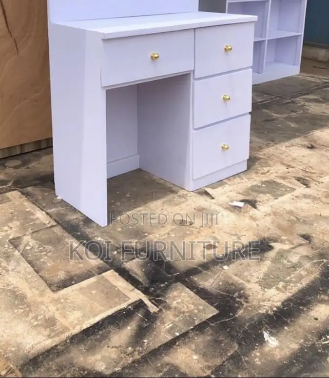 Dressers; Teens White Vanity Dressing Table With Led Lights