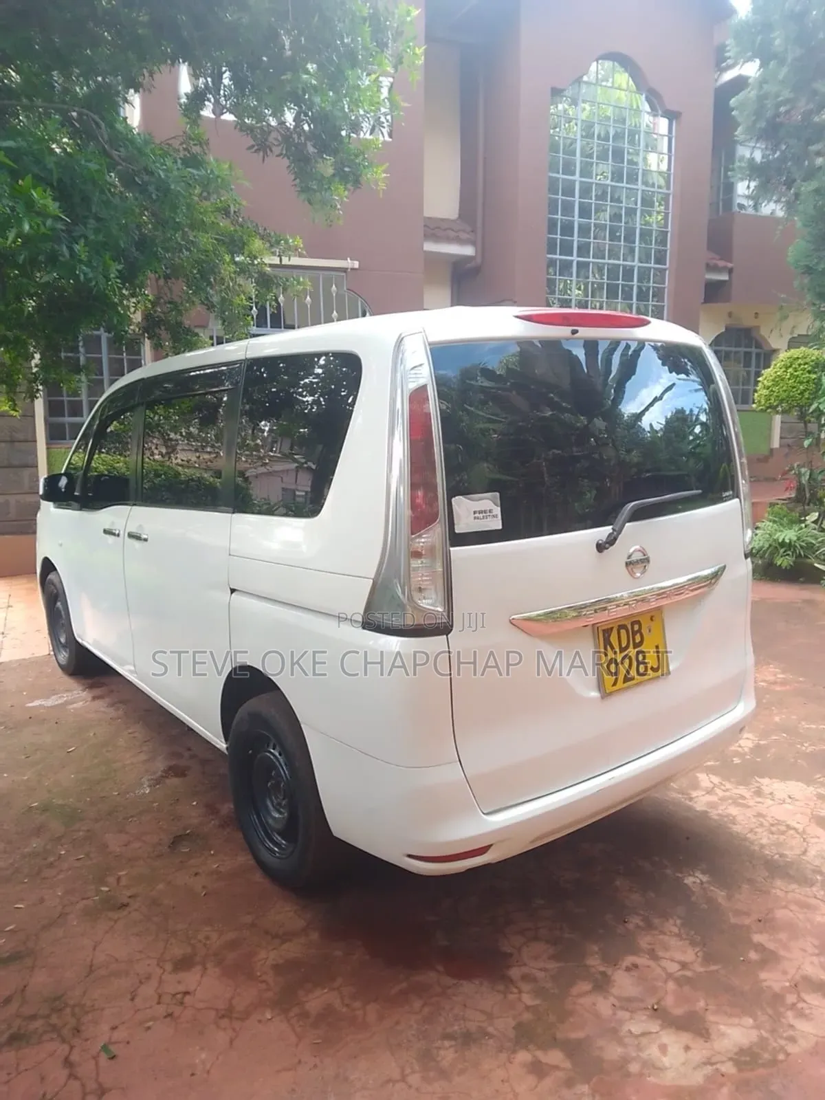 Nissan Serena 2013 White