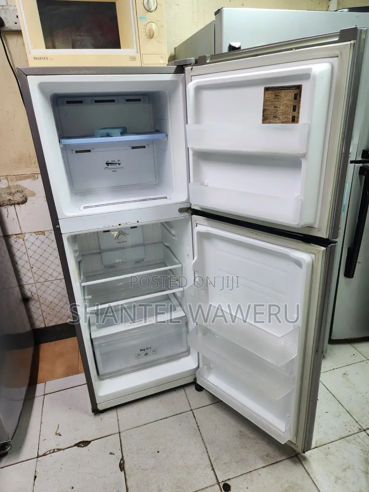 Digital Inverter Silver 300litres/Powersaving