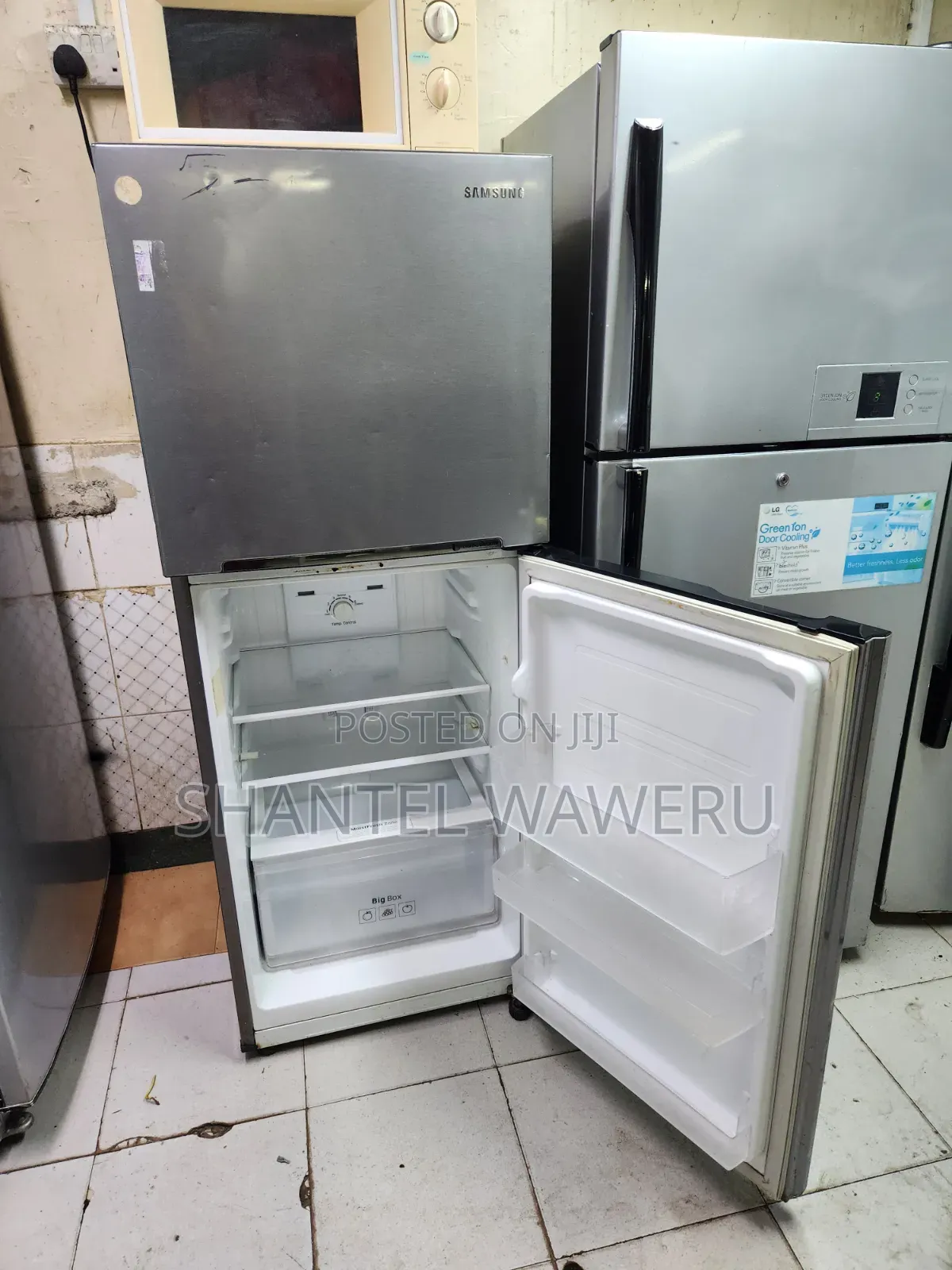 Digital Inverter Silver 300litres/Powersaving