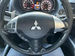 Mitsubishi Outlander 2010 Silver