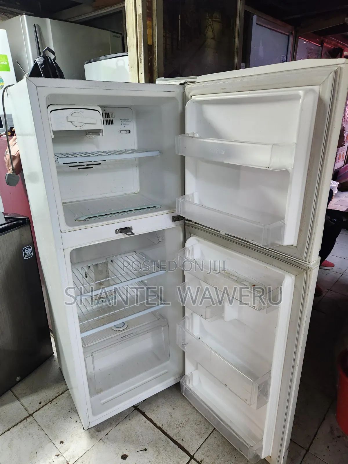 White Double Fridge 280litres
