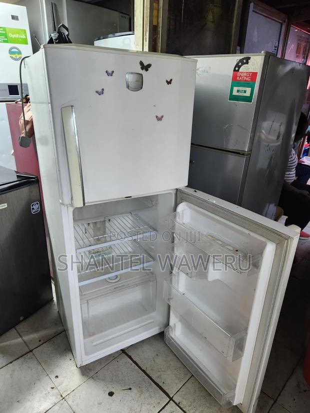 White Double Fridge 280litres - thumbnail 5