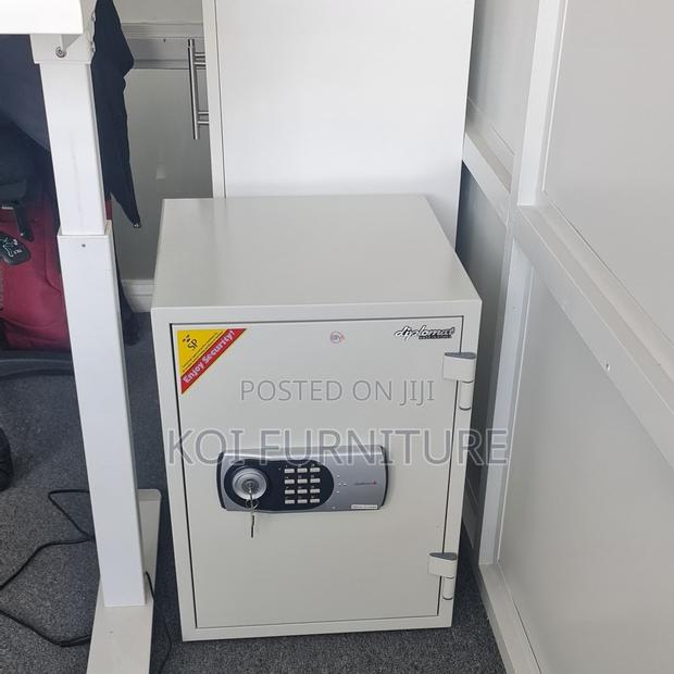 Storage Units; Hurgarye Executive Diplamatic Safes