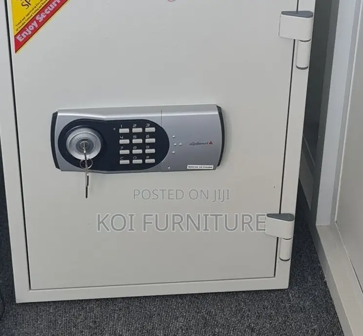 Storage Units; Hurgarye Executive Diplamatic Safes