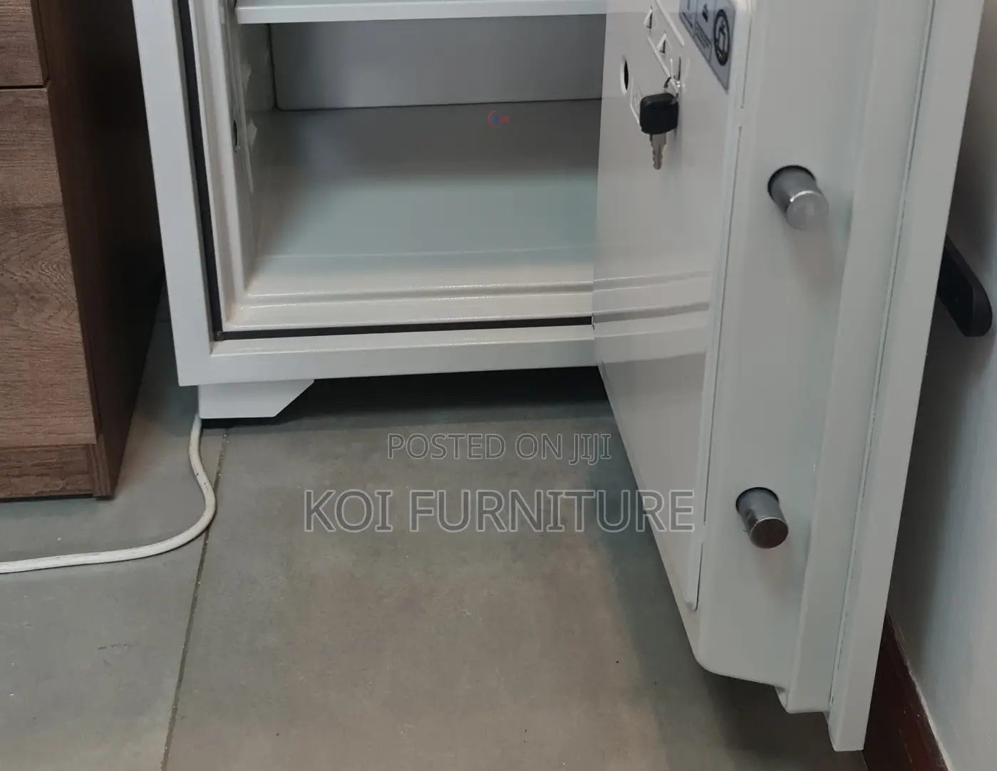 Storage Units; Hurgarye Executive Diplamatic Safes
