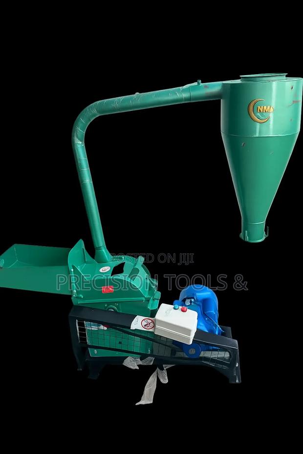 Posho Mill
With 7.5hp Motor Starter
Approx 4 Bags Per Hours