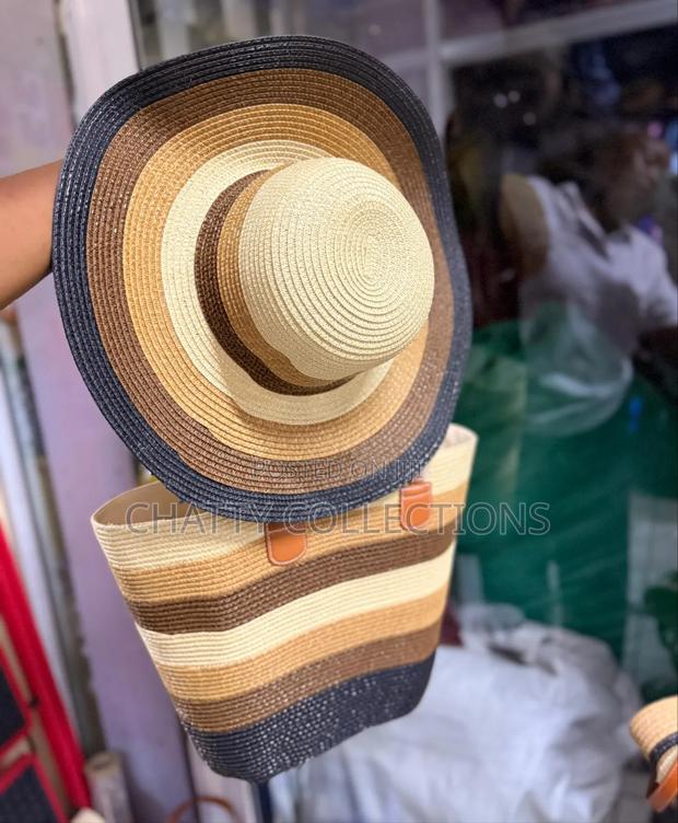 2 in 1 Four Tone Strip Beach Bag With Matching Hat - main view