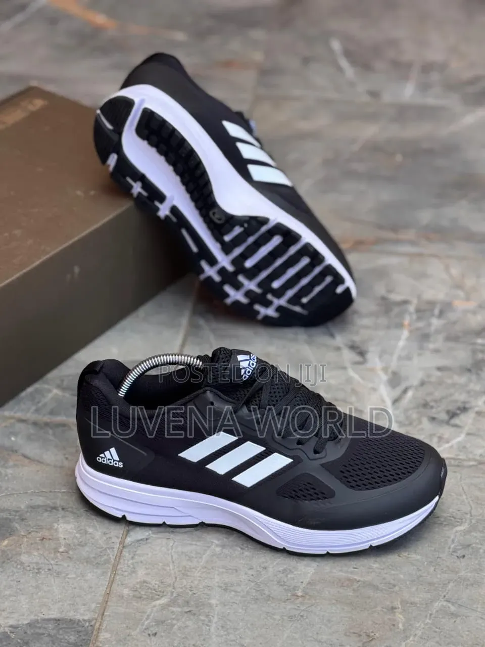 Black Adidas Cushlon